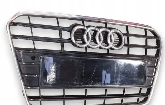 Audi A5 8T 8F Front bumper upper radiator grill 8T0853651G