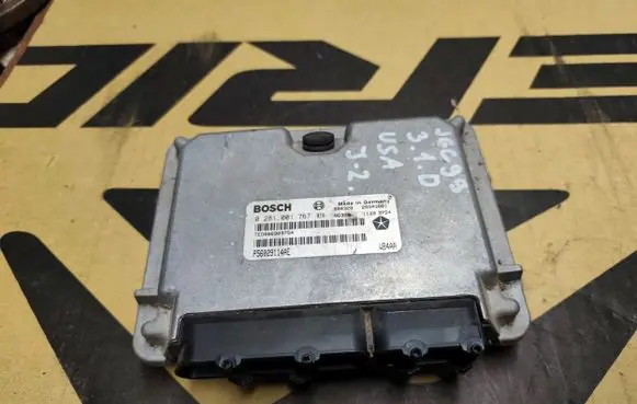 Jeep Grand Cherokee (WJ) Engine control unit/module P56029114AE