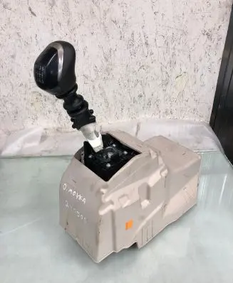 Opel Mokka B Gear shifter/selector 9824166680