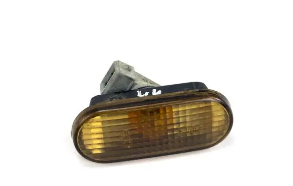 Volkswagen PASSAT B5 Front fender indicator light 3A0949117B