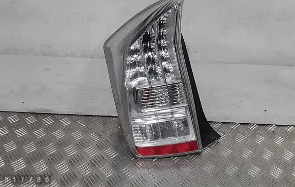 Toyota Prius (XW30) Rear/tail lights STANLEYP8007