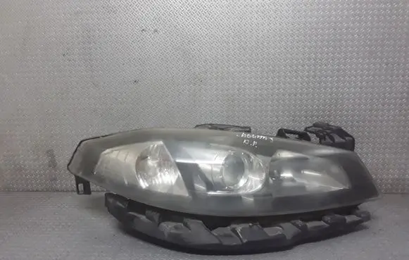 Renault Laguna II Headlight/headlamp 8200555906
