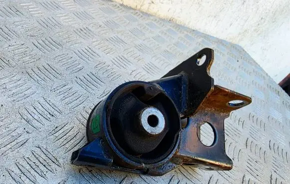 Toyota MR2 (W30) III Engine mount bracket 1237215210