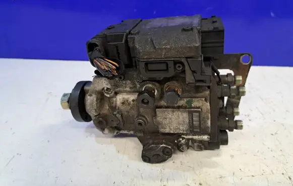 Saab 9-5 Mechanical fuel pump 93173725 93166813