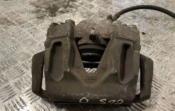 Mercedes-Benz CLS C218 X218 Front brake caliper 322X32