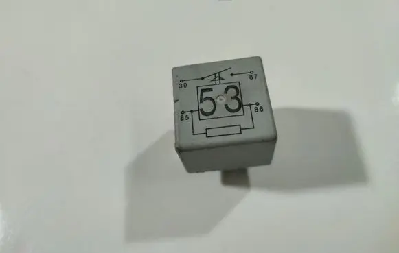 Volkswagen Polo IV 9N3 Other relay 141951253B
