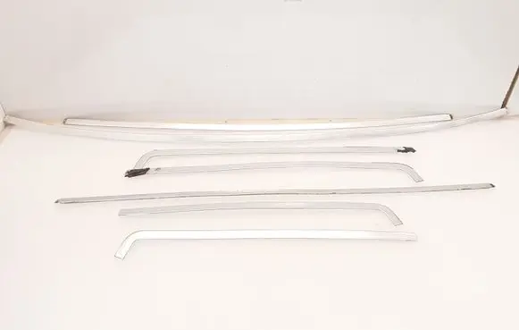 Maserati 228 Front door glass trim molding 