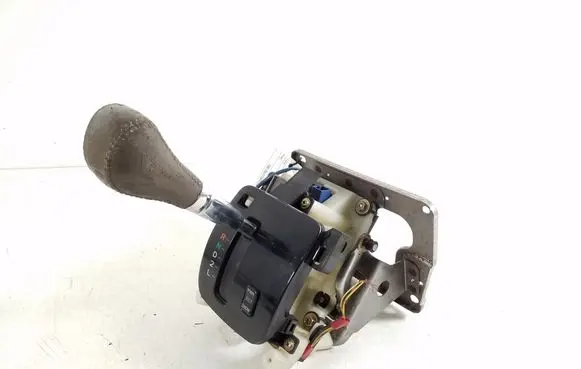 Lexus RX 300 Gear shifter/selector 33560-48100