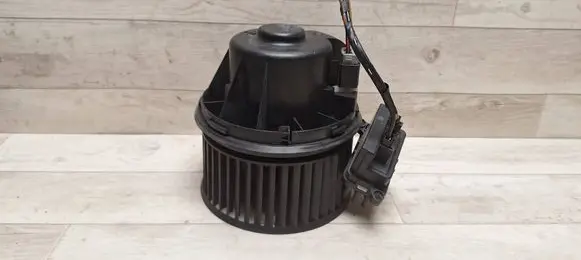 Ford Focus C-MAX Heater fan/blower 3M5H18456AD 6G9T19E624AD