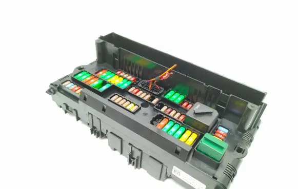 BMW 5 F10 F11 Fuse module 9252815 317033442 08062508