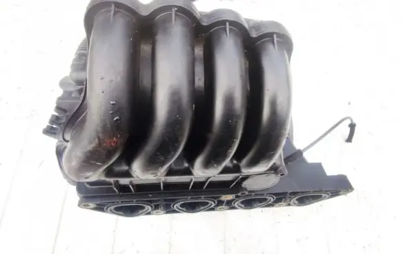 Volkswagen Golf IV Intake manifold 036129711DR