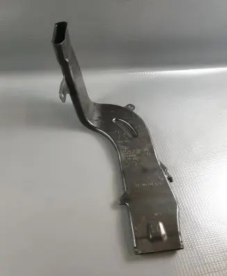 BMW i4 Cabin air duct channel 7946048 64227946048