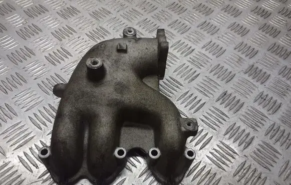Volkswagen Polo IV 9N3 Intake manifold