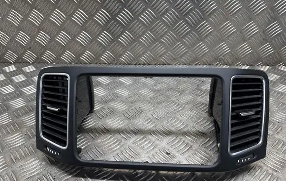 Seat Alhambra (Mk2) Dash center air vent grill 7N0858069D 80G0780 334497