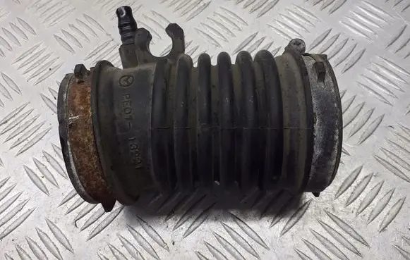 Mazda 3 II Air intake duct part PE07-13221