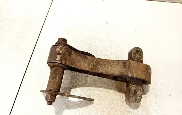Citroen Nemo Engine mount bracket 51805435