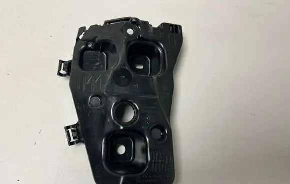 BMW iX1 Rear bumper mounting bracket 9883541
