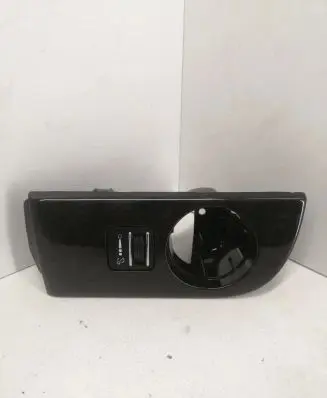 Dodge Durango Panel trim 04602891AE 70004503BE
