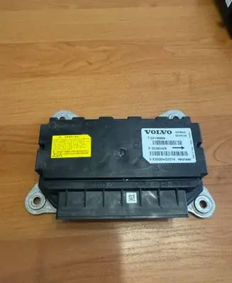 Volvo XC90 Comfort/convenience module 02148806 32395428 VX350BWD2574