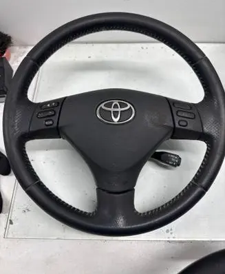 Toyota Corolla Verso AR10 Steering wheel GS12001450