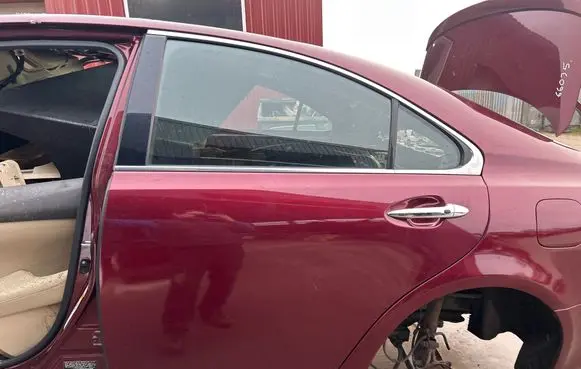 Lexus ES 250 - 300 - 330 Rear door 