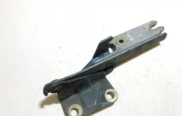 Mazda 626 Engine bonnet/hood hinges