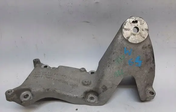 Porsche Cayenne (92A) Engine mounting bracket 7P0199307