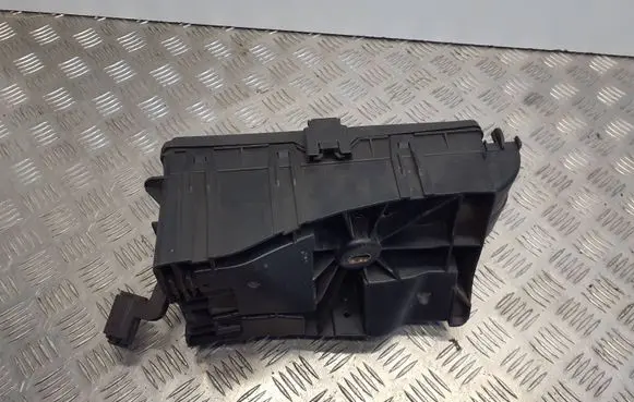 Mercedes-Benz C W204 Fuse box set