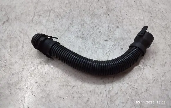 BMW X6 E71 Breather/breather pipe/hose 586509