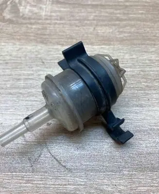 Volkswagen Sharan Valve vacuum 702129965