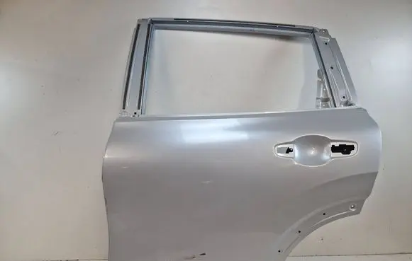 Honda ZR-V Rear door 