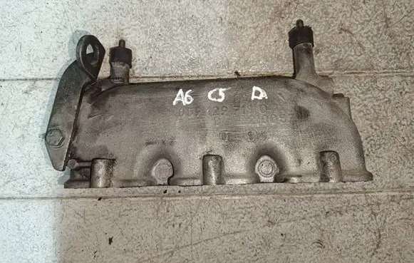 Audi A6 S6 C5 4B Intake manifold 059129713Q