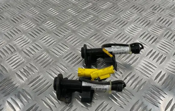 BMW 5 G30 G31 G38 Bonnet Pedestrian Airbag Actuator 7435797