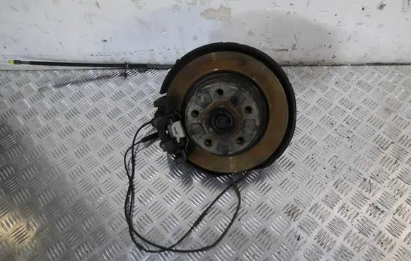 BMW 1 F20 F21 Rear wheel hub