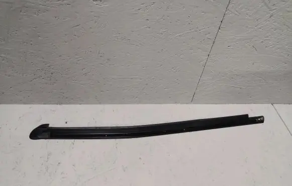 Mercedes-Benz GLS X166 Rear door glass trim molding A1666904300