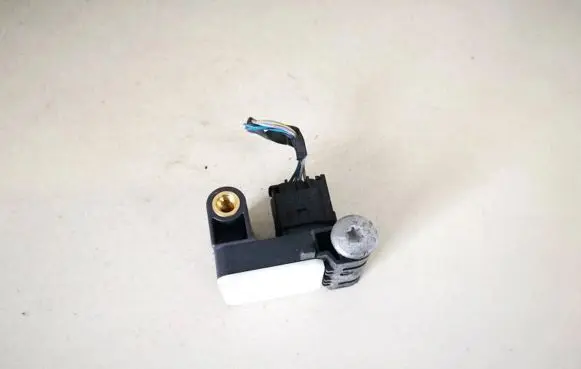 BMW 1 E81 E87 Airbag deployment crash/impact sensor 6911003 65776911003