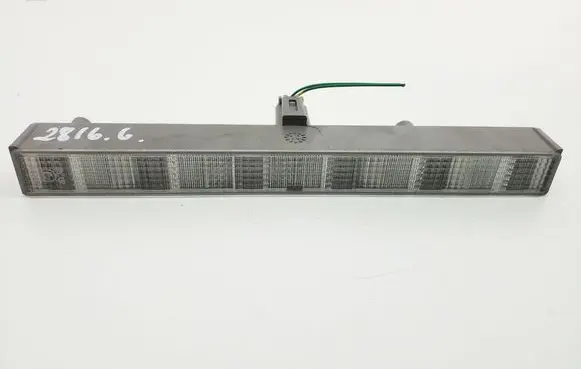 Toyota Verso Third/center stoplight 8157005100
