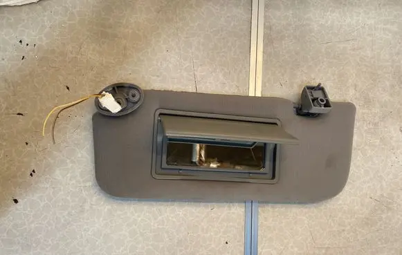 SsangYong Korando Sun visor