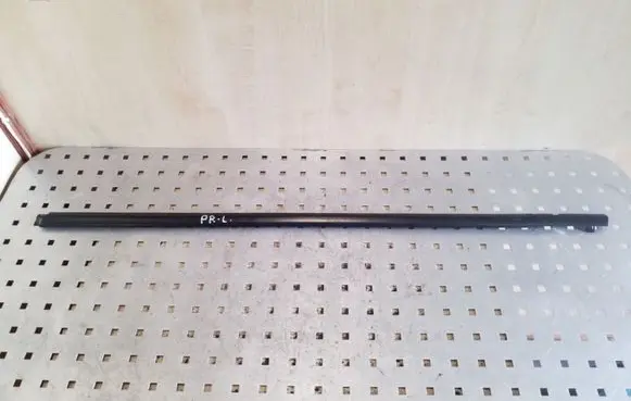 Mazda 5 Front door trim (molding)
