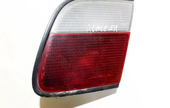 Nissan Almera Tailgate rear/tail lights a06hb