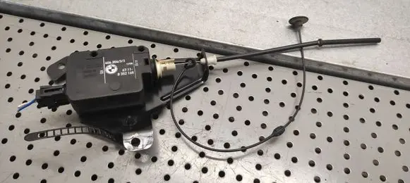BMW 5 E39 Central locking motor 40620433 67118352168