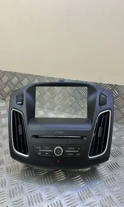 Ford Focus Radio/GPS head unit trim F1EBA014L21BA