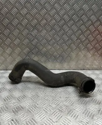 Intercooler hose/pipe
