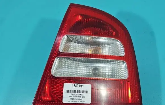 Skoda Octavia Mk1 (1U) Rear/tail lights 1U6945096 IMPRK1540011