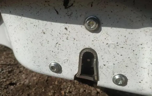 Opel Antara Rear door lock