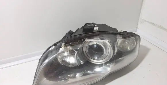 Audi A4 S4 B7 8E 8H Headlight/headlamp 8E0941003BM 0301219273 18021804