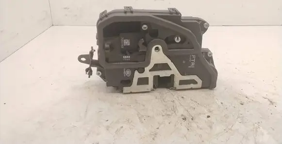 BMW 3 E90 E91 Front door lock 7059968