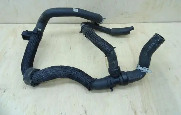 Nissan Qashqai Engine coolant pipe/hose 1320997A