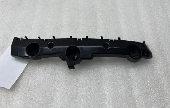 Nissan Leaf II (ZE1) Front bumper mounting bracket 622245SK0A