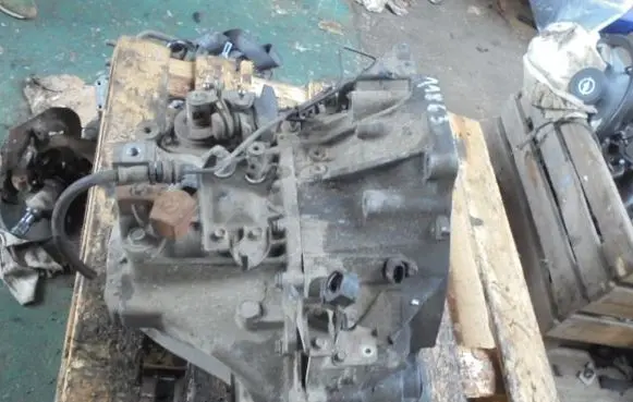 Mazda MX-5 NC Miata Manual 4 speed gearbox CC3167B72